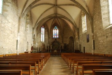 Intérieur de l'église de Maurs